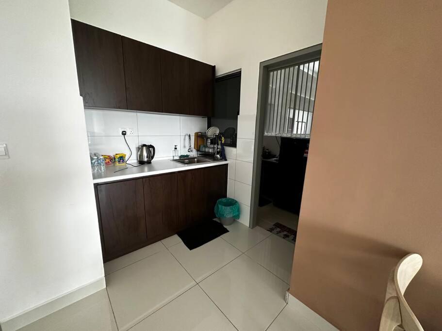 Traders Garden , Cheras Trader Square 3 Bedroom Balakong Serdang Exterior photo